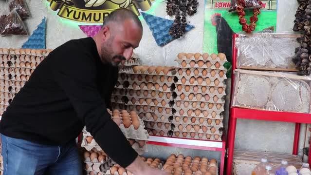 Erzurumlu yumurtacı ramazan ayında maliyetine satış akımı başlattı