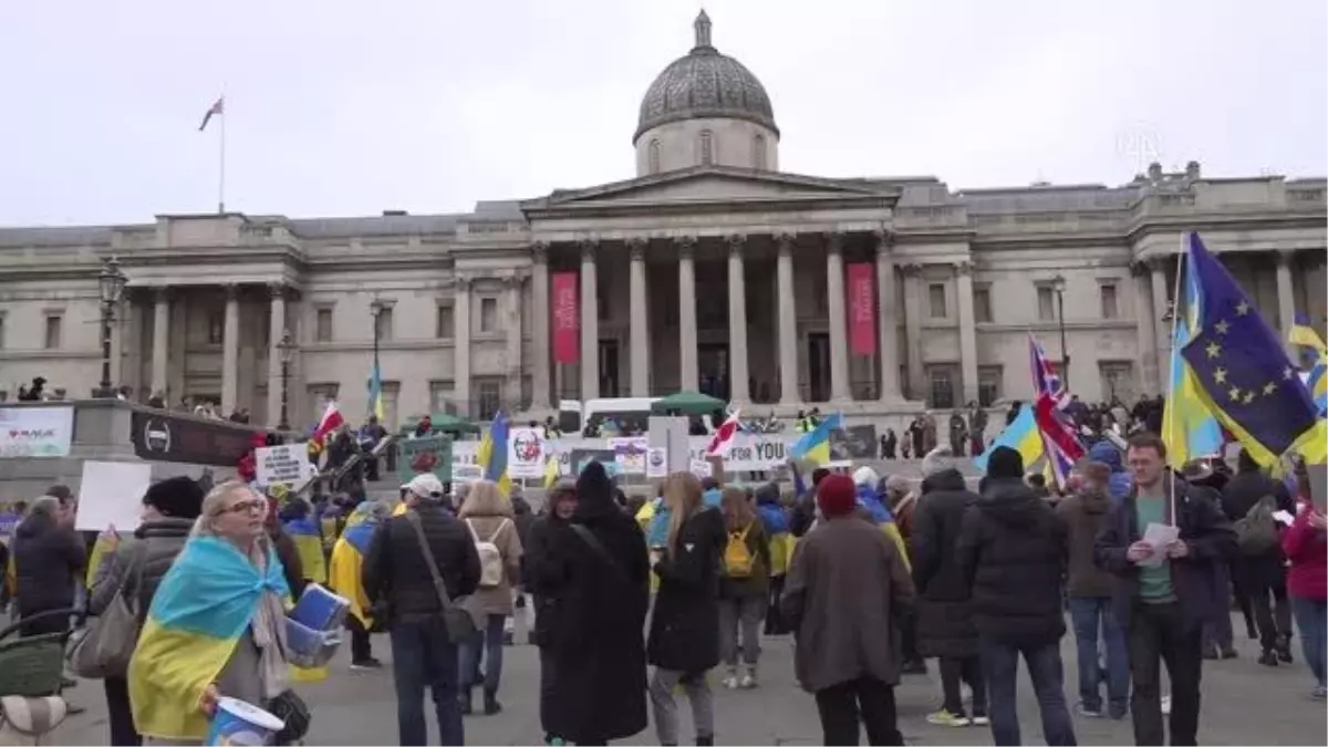 İngiltere\'nin başkenti Londra\'da Ukrayna\'ya destek gösterisi düzenlendi