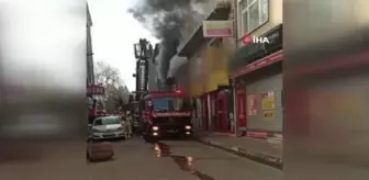 Sarıyer'de kebapçıda çıkan yangın 5 binaya sıçradı
