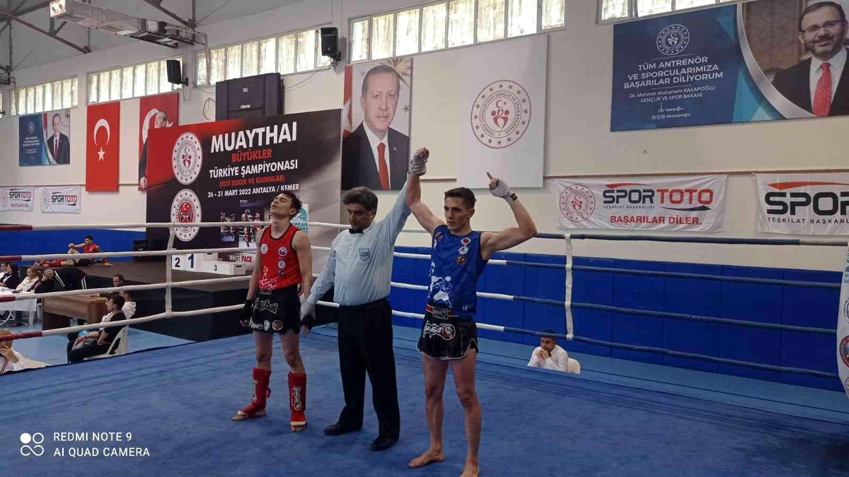Bitlisli sporcular, Türkiye Muaythai Şampiyonası\'ndan 2 madalya ile döndü