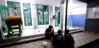 Endonzeyalı gençler ramazan ayını Kur'an-ı Kerim okuyarak karşıladı