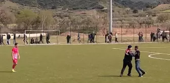 Manisa'da oynanan amatör maçta kavga