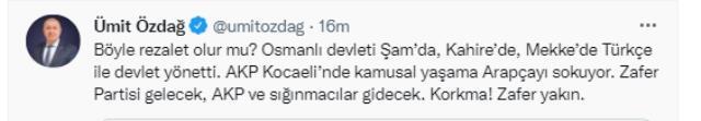 Otobüste Arapça yazıları gören Ümit Özdağ, küplere bindi: Böyle rezalet olur mu?