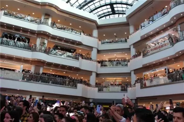 Serumla Sahneye Çıktı!