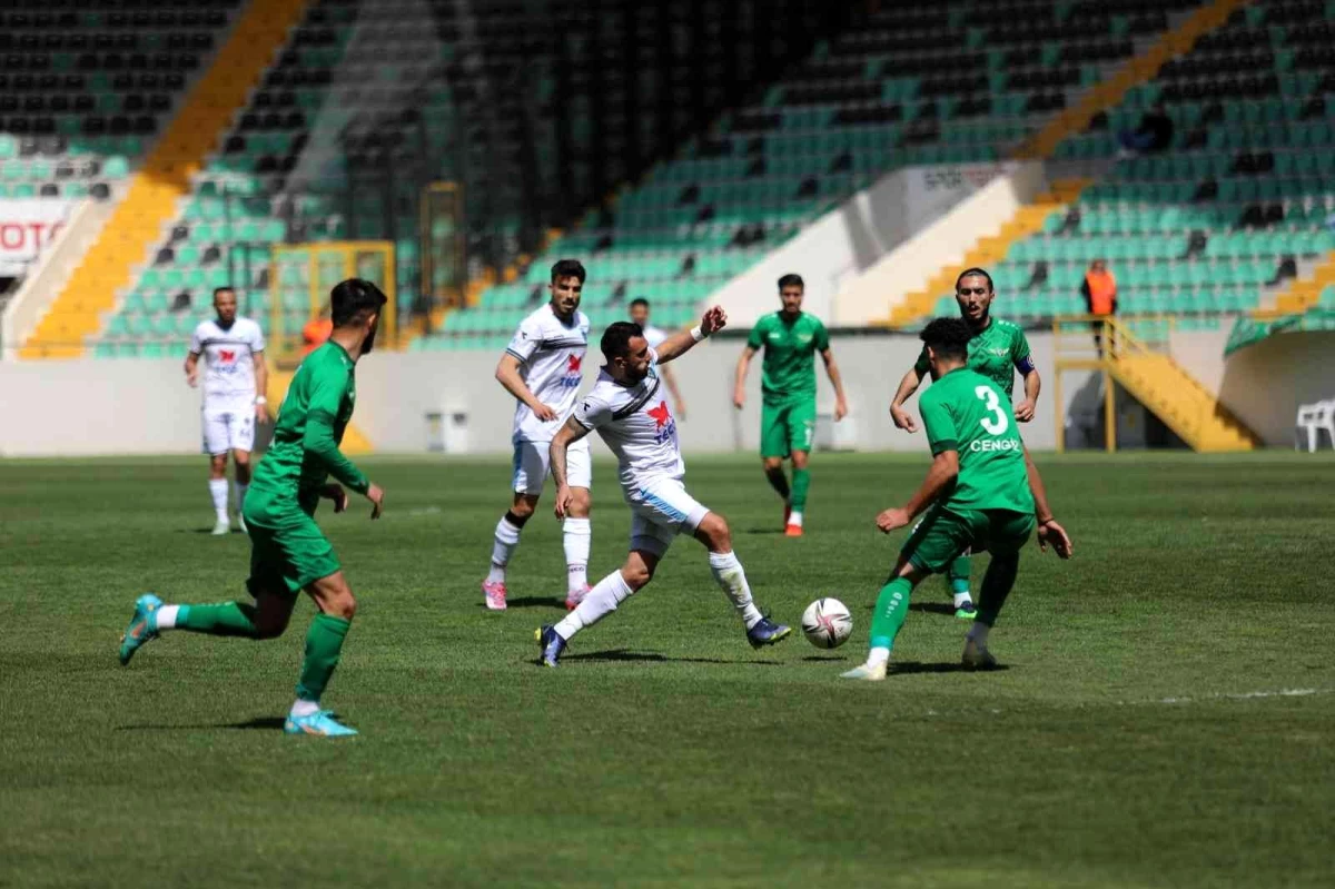 TFF 2. Lig: Akhisarspor: 0 Karacabey Belediyespor: 6
