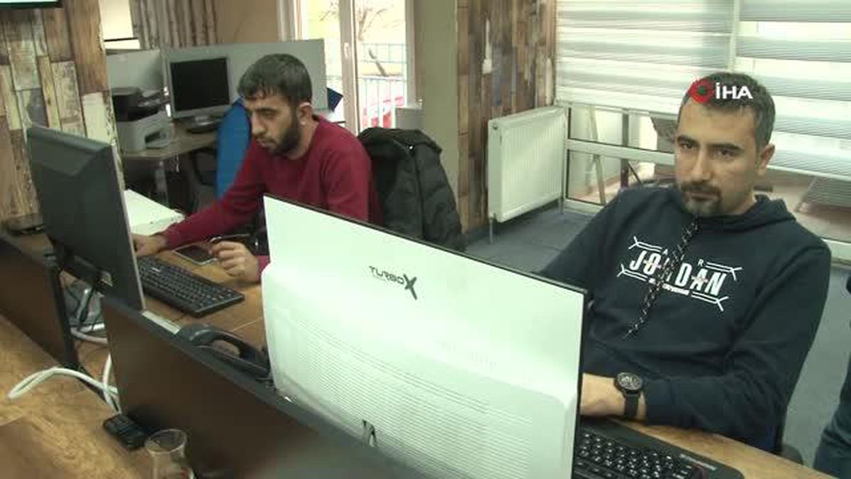 Son dakika haber! Üç girişimci arkadaş 10 milyon yatırım ile 7 yılda 10 binlerce internet kullanıcısına hizmet veriyor