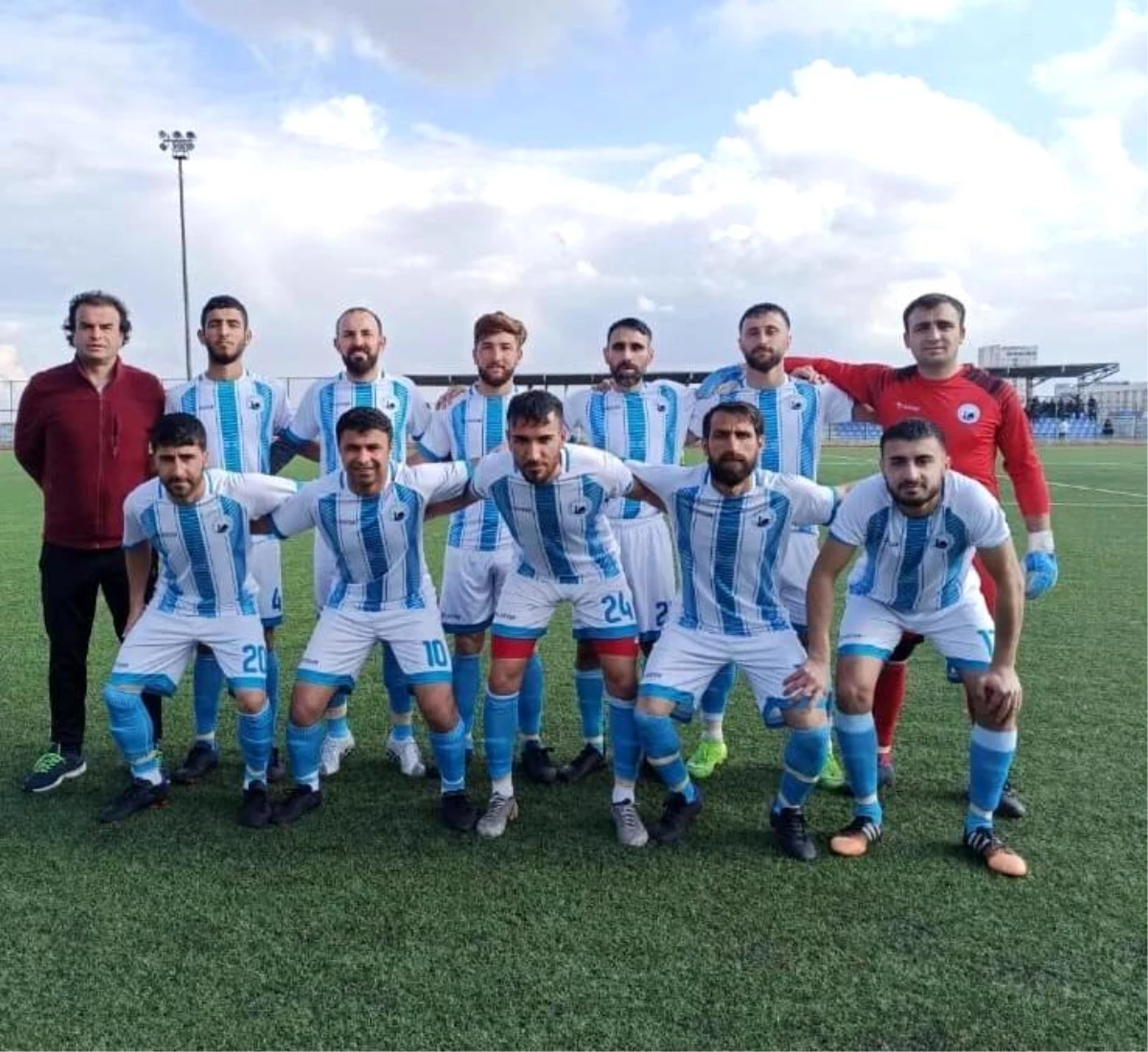 Eğil Gençlikspor 16 maçın tamamını kazanarak Play-Off\'a kaldı