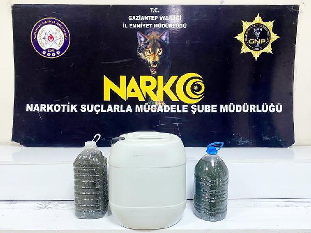 Gaziantep\'te 22 kilo 900 gram sıvı metamfetamin ele geçirildi