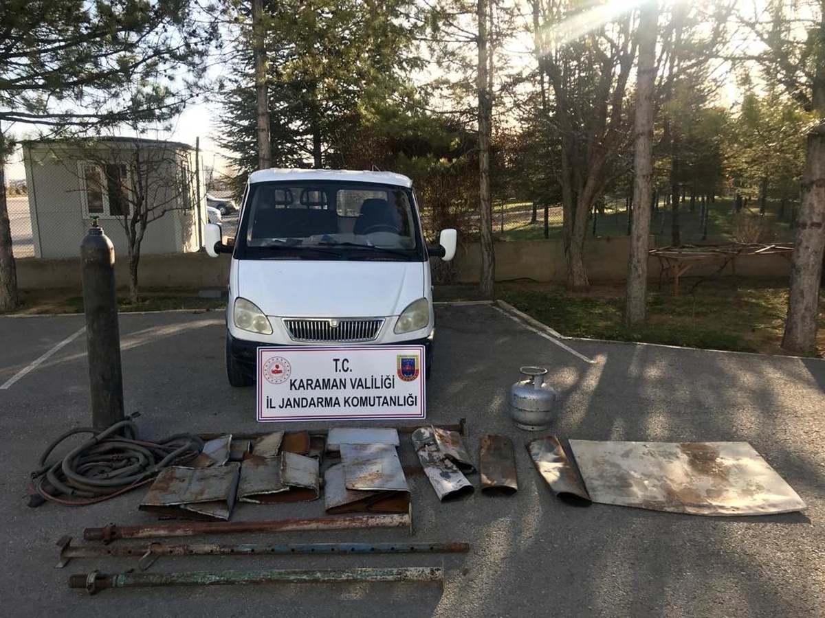 Karaman\'da bağ evinden hırsızlık yapan 3 kişi tutuklandı