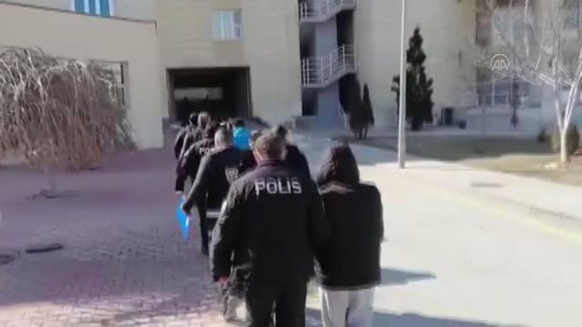 Konya merkezli FETÖ operasyonunda yakalanan zanlı tutuklandı