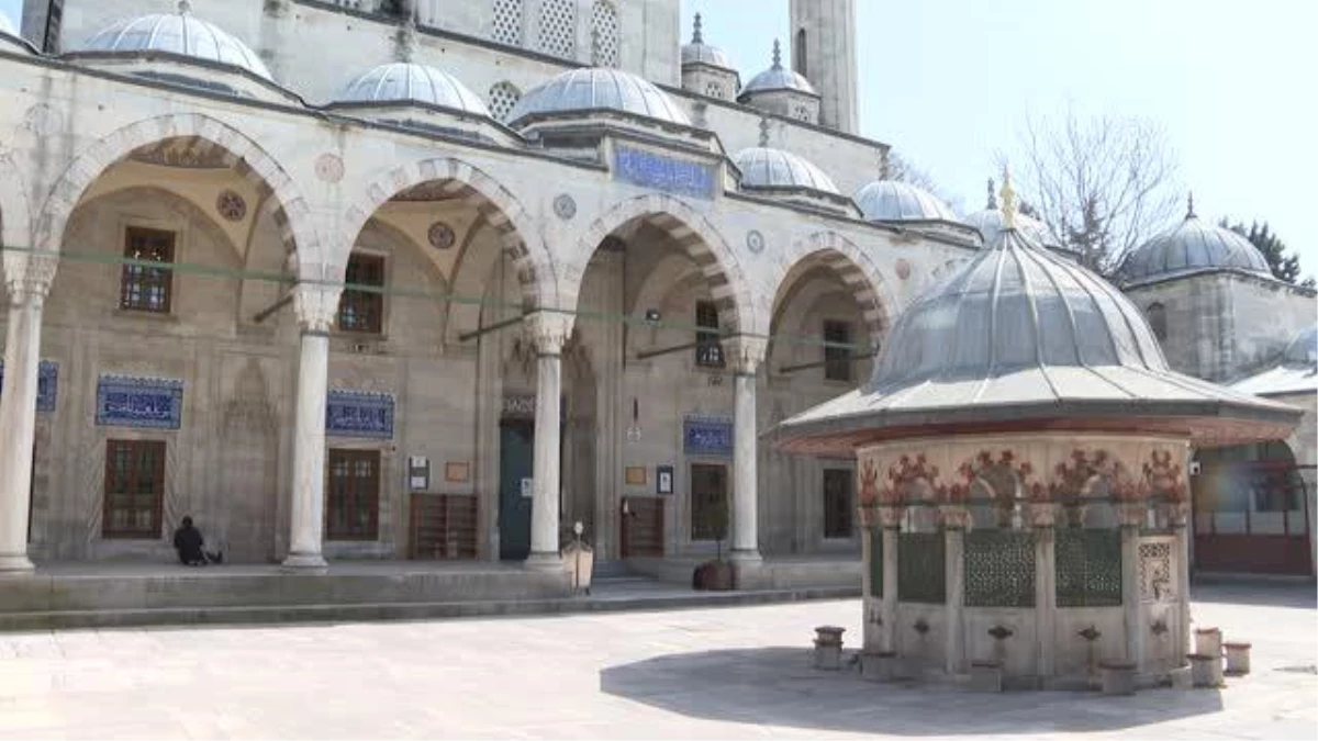 Sokullu Mehmet Paşa Camisi\'nde "cennetten" gelen parçalar korunuyor