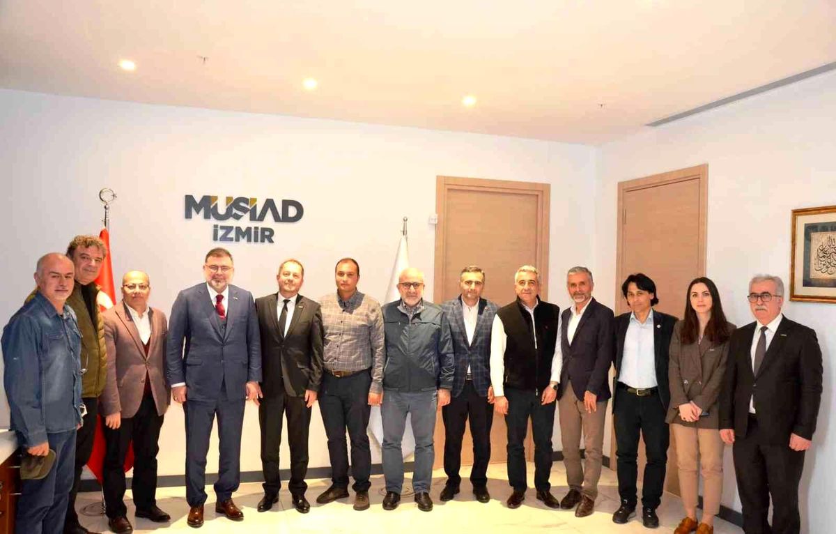 İzmir\'de Yeşilay ve MÜSİAD bağımlılıkla ortak mücadeleyi ele aldı