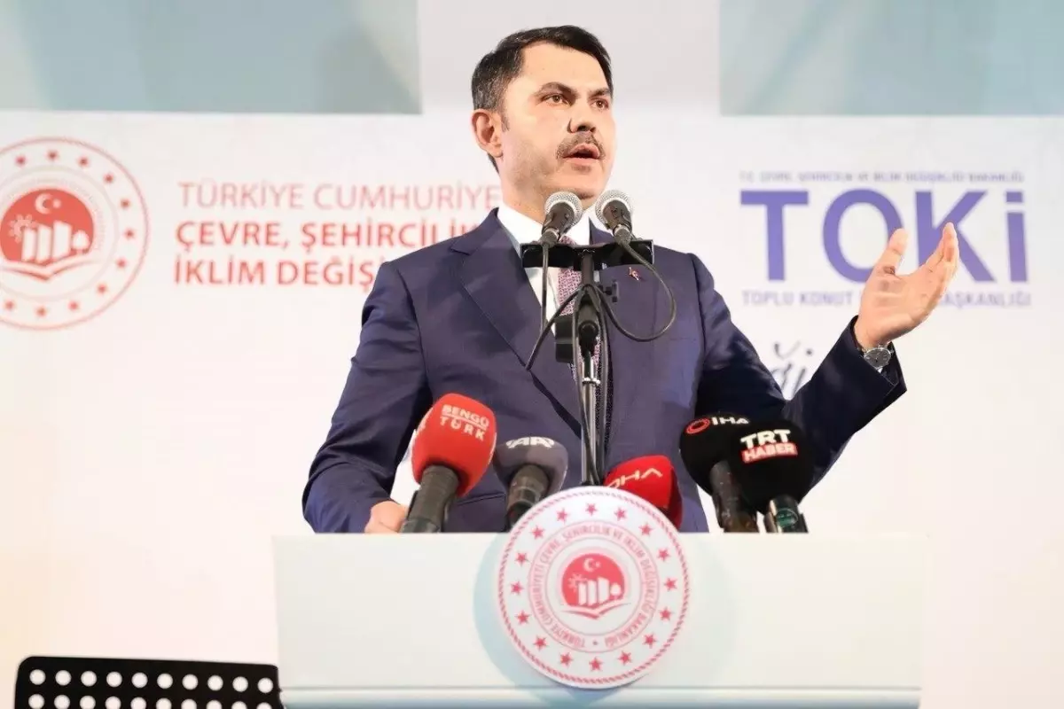 Son dakika... Bakan Kurum, Sincan TOKİ Şantiyesi çalışanlarına verilen iftarda konuştu Açıklaması