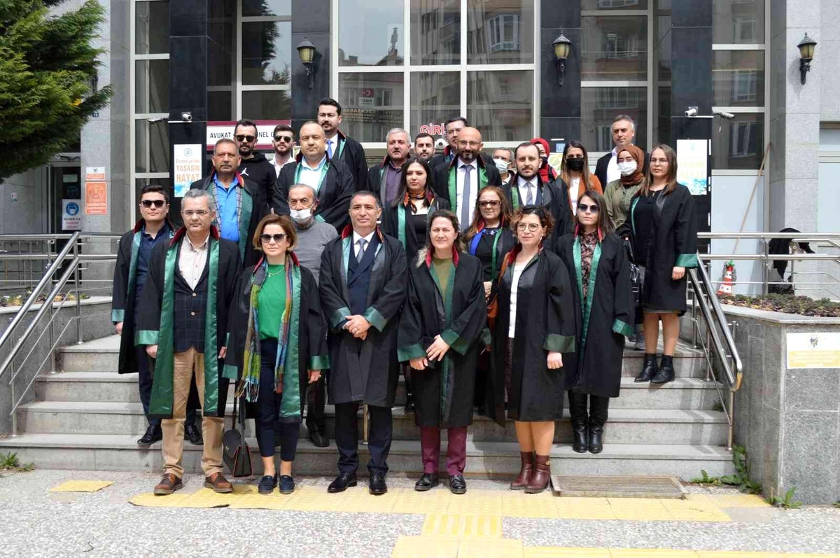 Çorum\'da 5 Nisan Avukatlar günü kutlaması