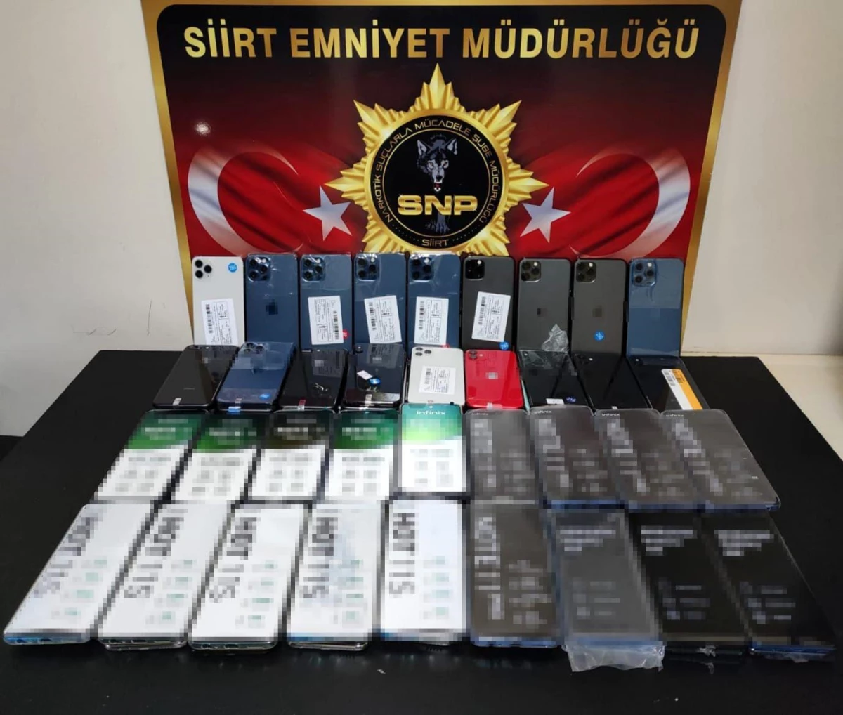 Siirt\'te 79 adet kaçak cep telefonu ele geçirildi