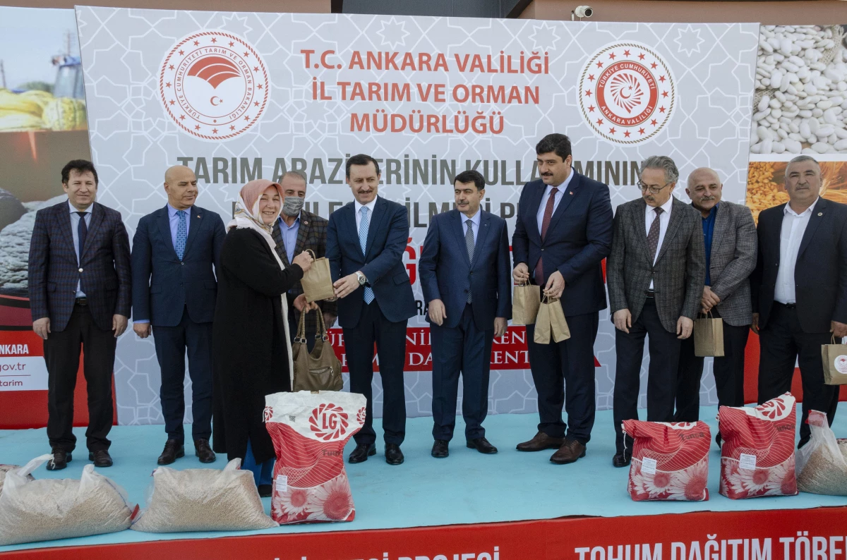 Ankara\'da çiftçilere tohum dağıtıldı