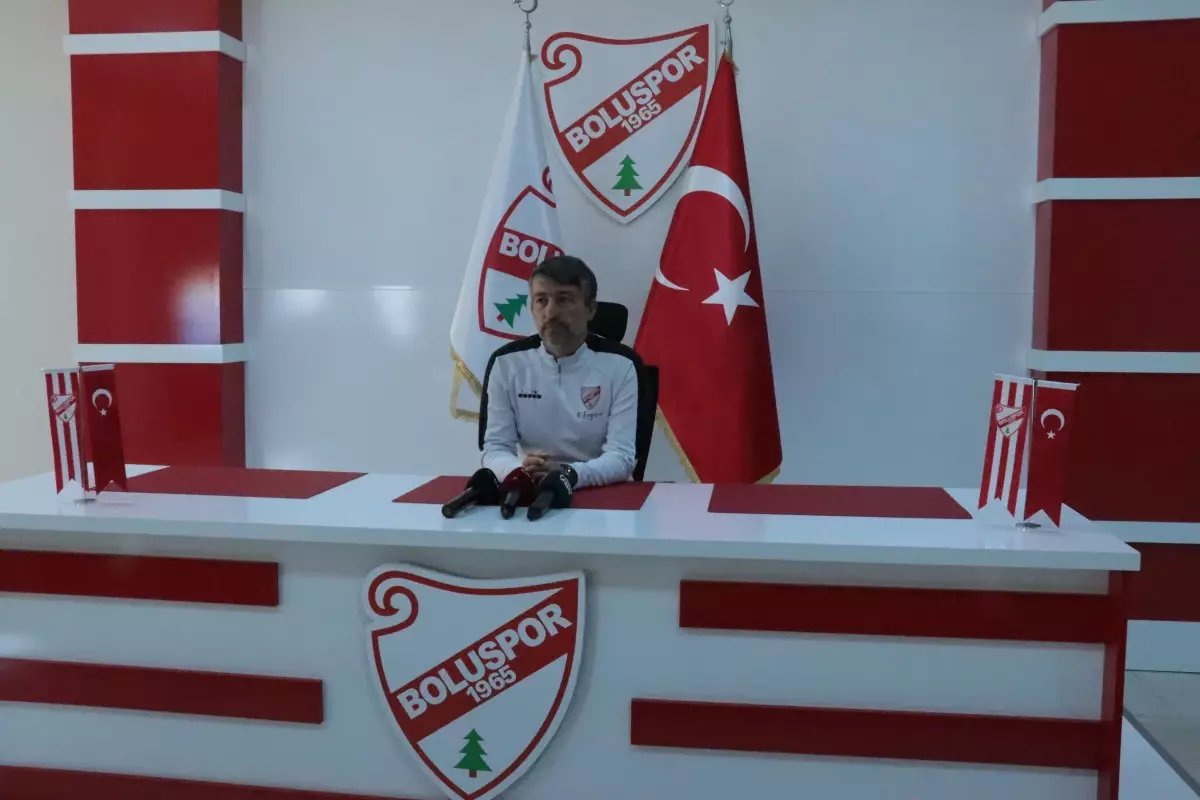 Boluspor Teknik Direktörü Erginer, istifasının kabul edilmediğini açıkladı Açıklaması