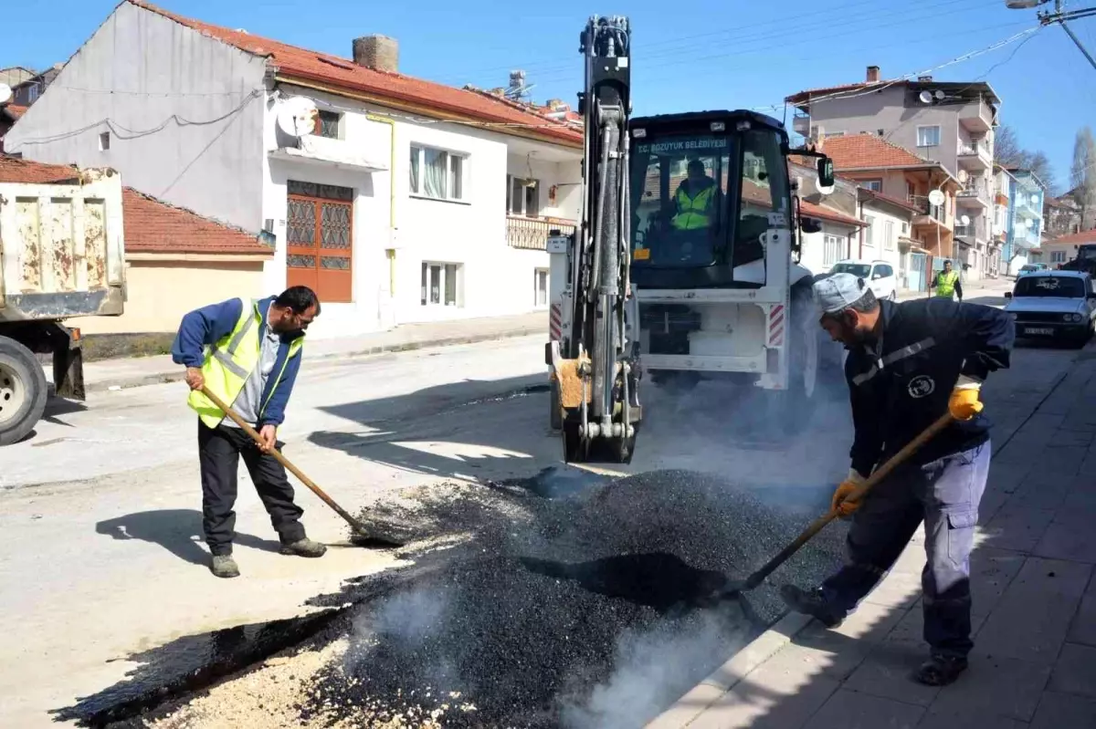 Bozüyük\'te altyapı ve yol çalışmaları sürüyor