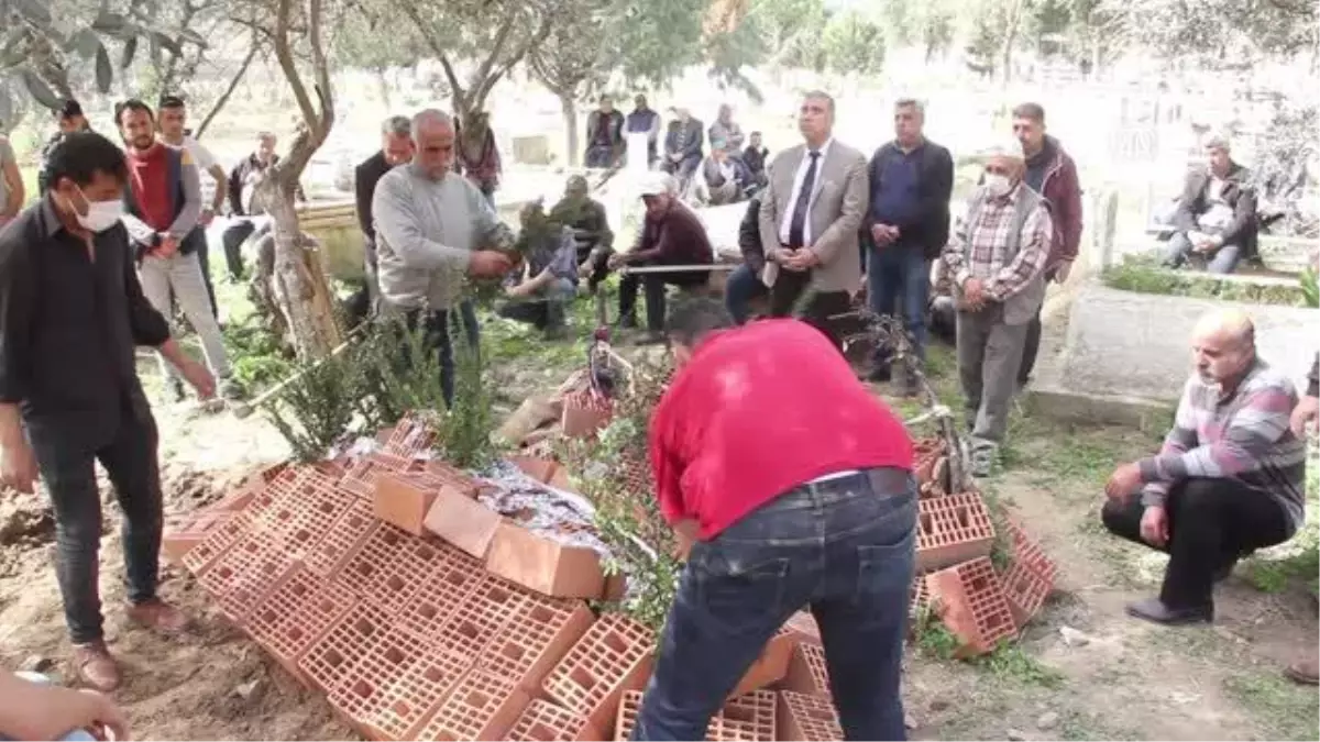 Eşi tarafından pompalı tüfekle vurulan kadın son yolculuğuna uğurlandı