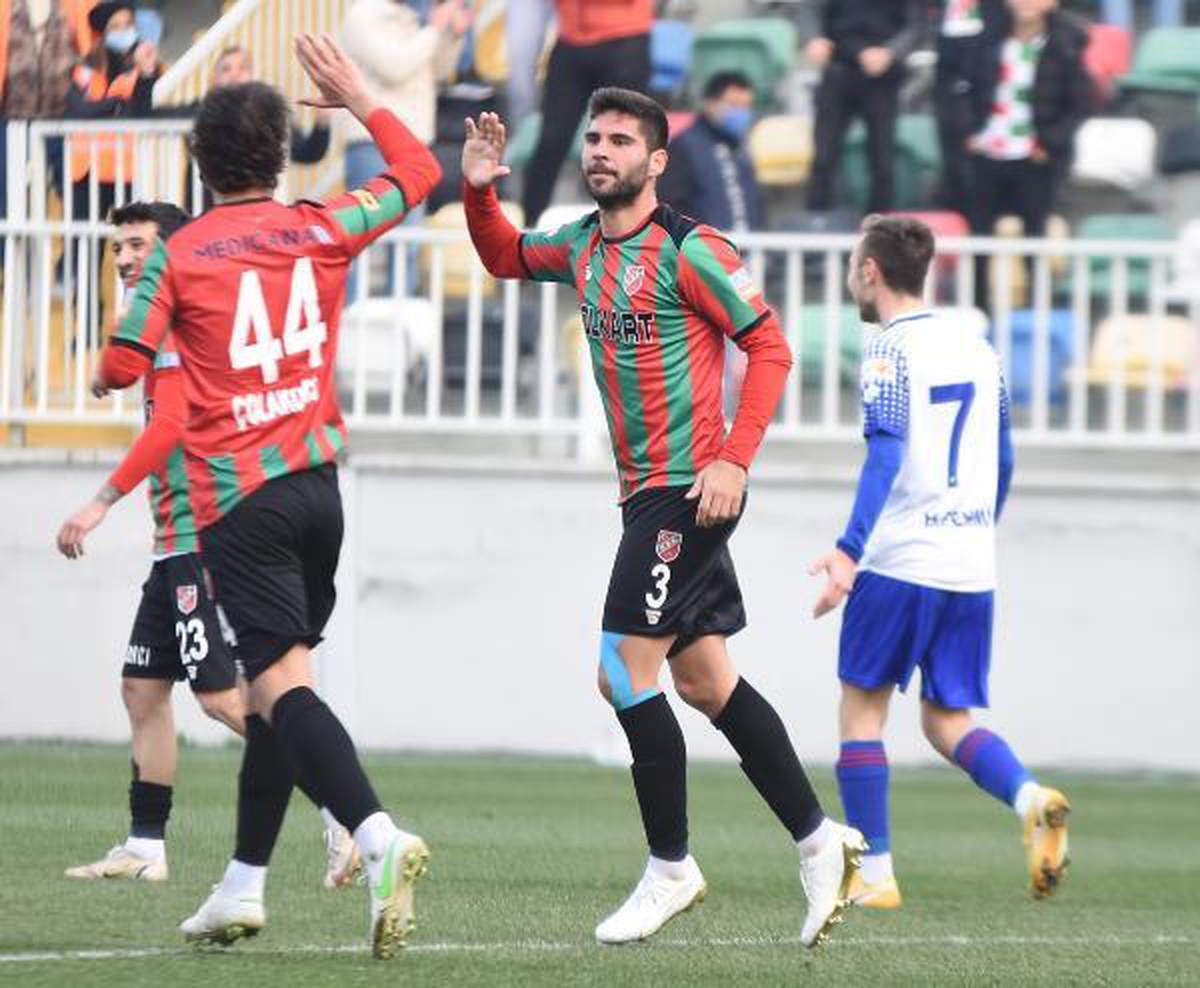 Karşıyaka\'da Cenk kendi rekorunu kıracak