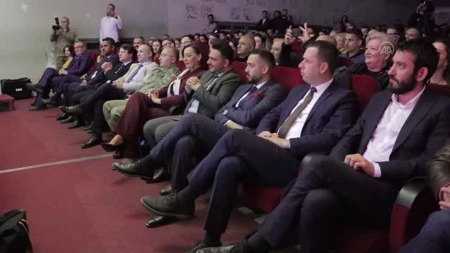 Kosova'da Dünya Romanlar Günü nedeniyle konser verildi