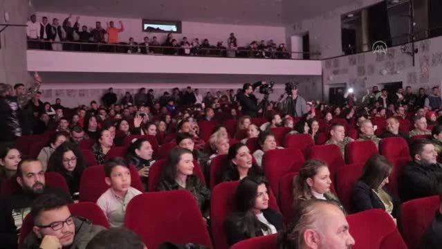 Kosova'da Dünya Romanlar Günü nedeniyle konser verildi