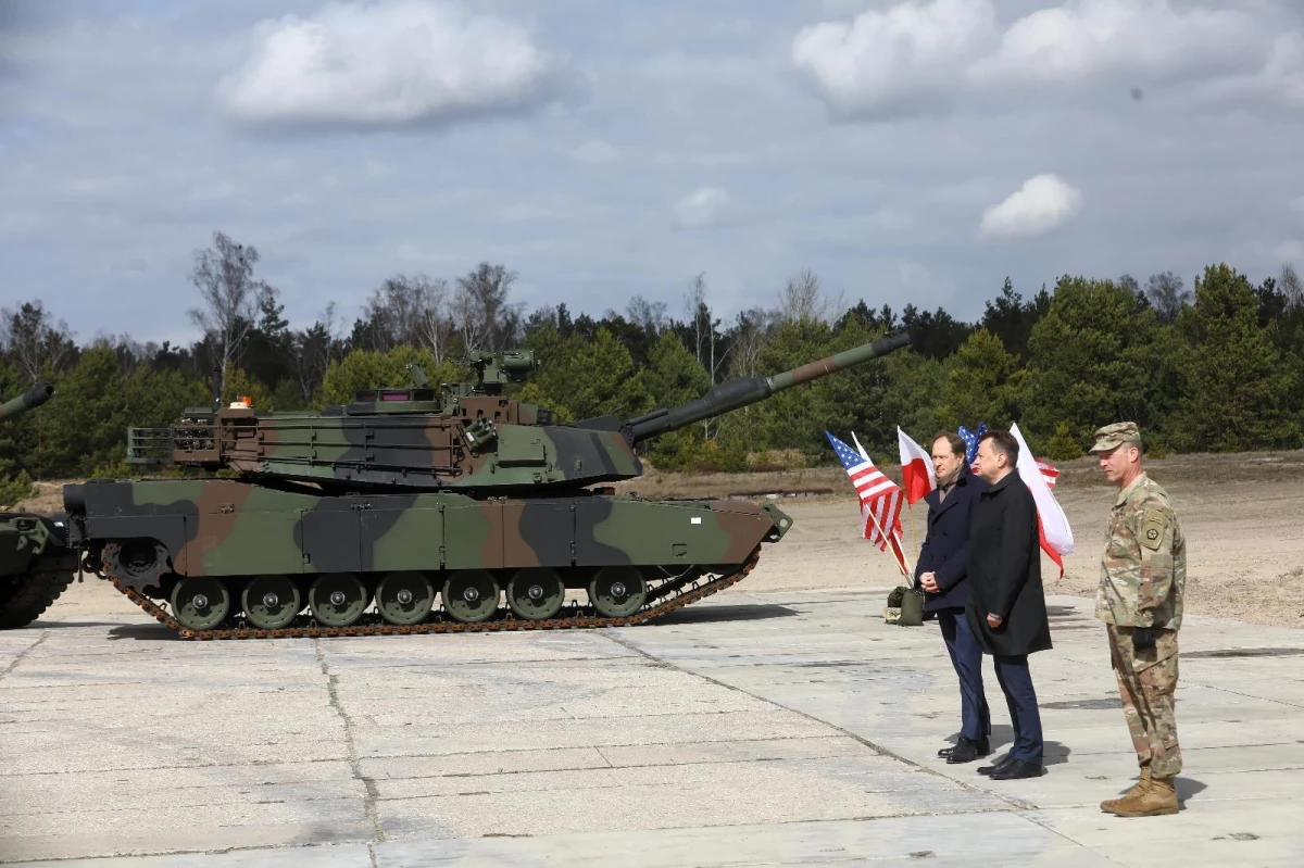 Polonya, ABD\'den 250 adet Abrams tankı satın alımı için sözleşme imzaladı