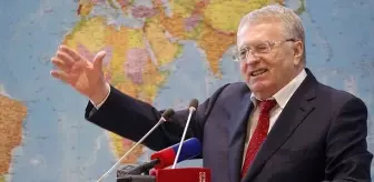 Rus siyasetçi Vladimir Jirinovskiy hayatını kaybetti