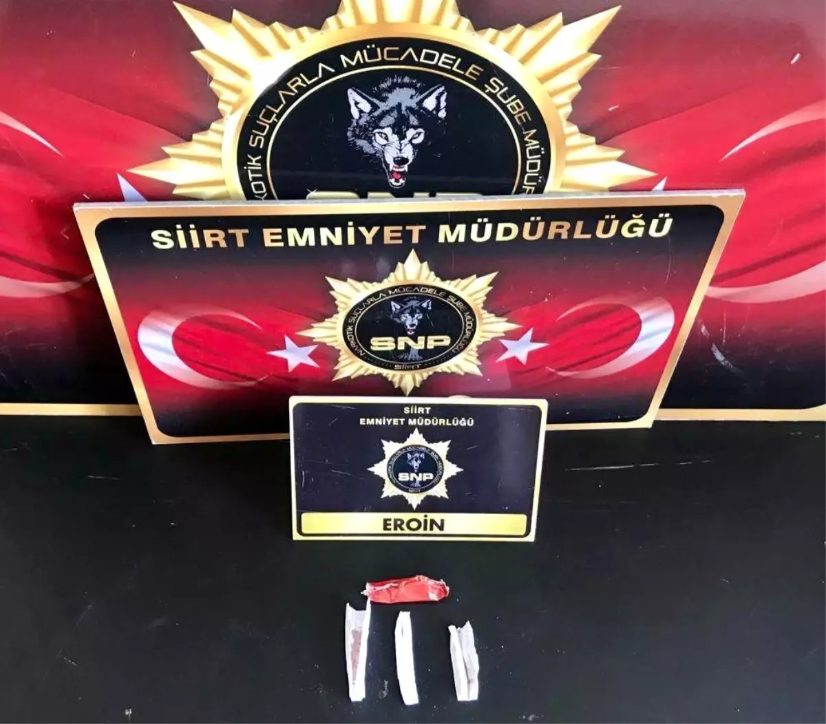 Siirt\'te şüpheli şahsın üst aramasında uyuşturucu ele geçirildi