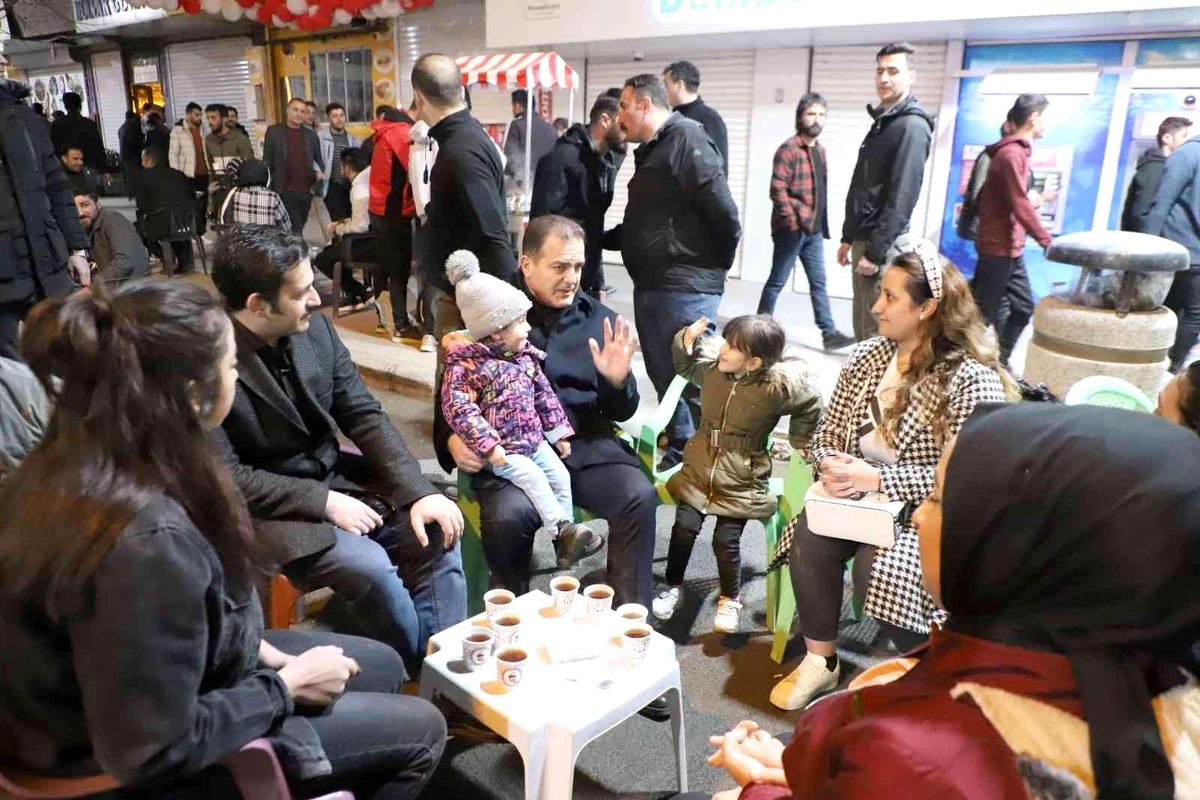 Vali Akbıyık Ramazan gecelerine katıldı