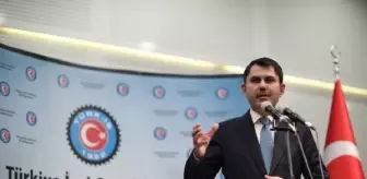 Bakan Kurum'dan, sokak atık toplayıcılarına 'mesleki statü' ve 'itibar' sözü