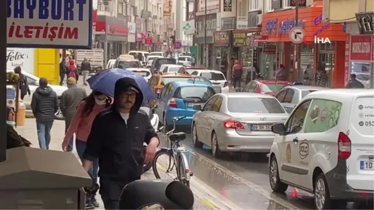 Balıkesir'de sağnak yağış etkili oldu