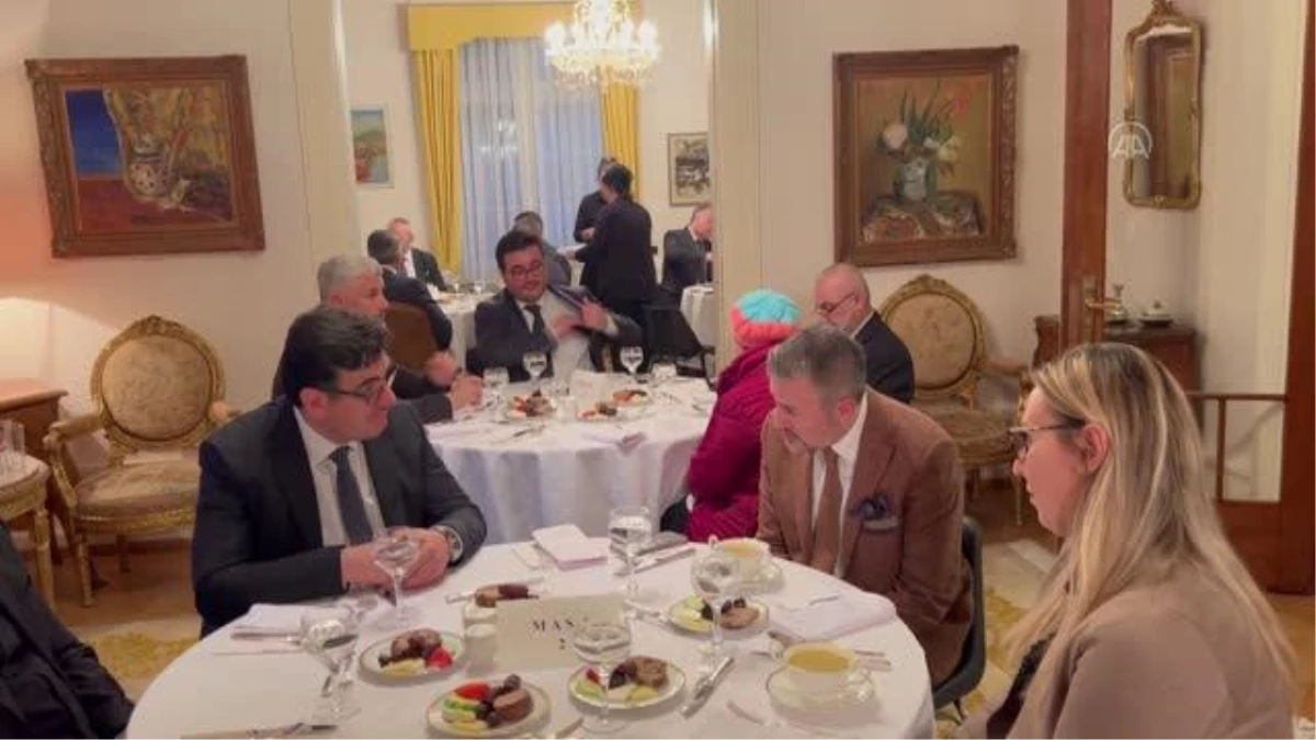 Bern Büyükelçisi Acarsoy, İsviçre\'deki Türk STK temsilcilerine iftar verdi