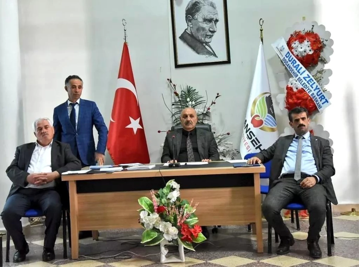 Doğanşehir Belediyesi\'nin faaliyet raporu, oy çokluğuyla onaylandı