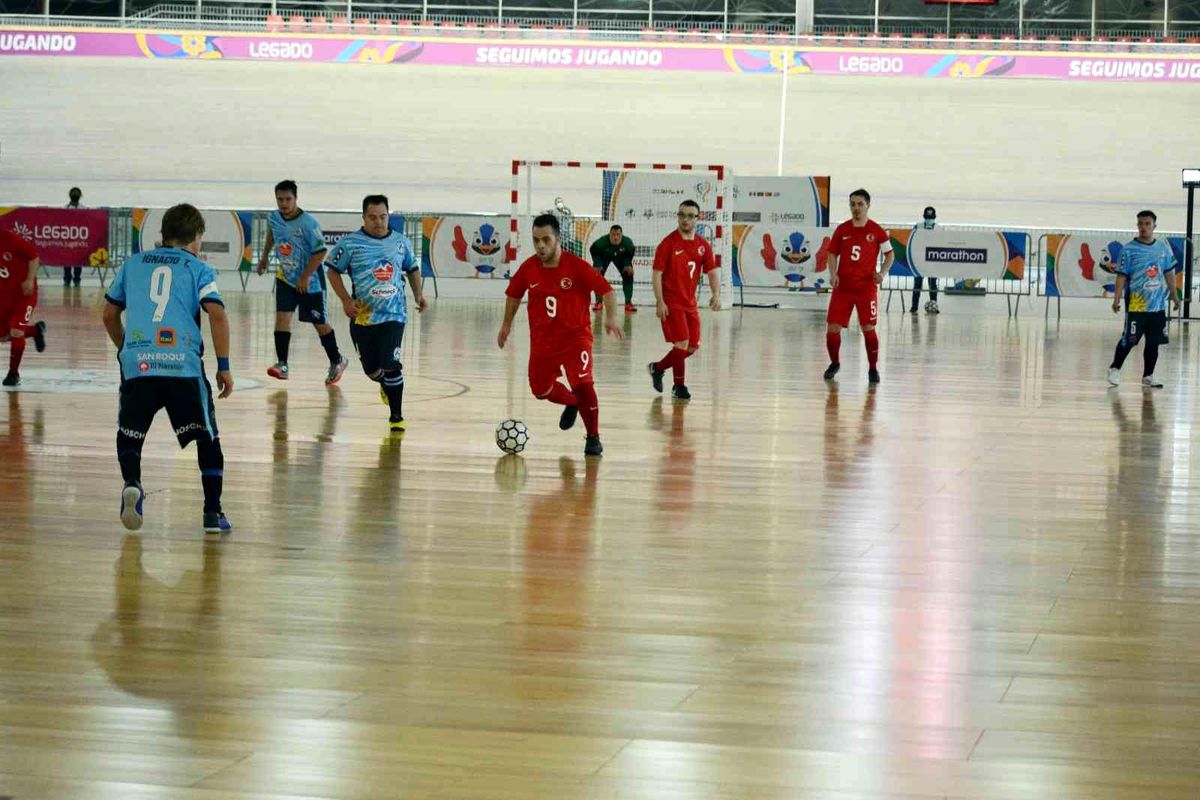 Down Sendromlu Futsal Milli Takımı yarı finalde