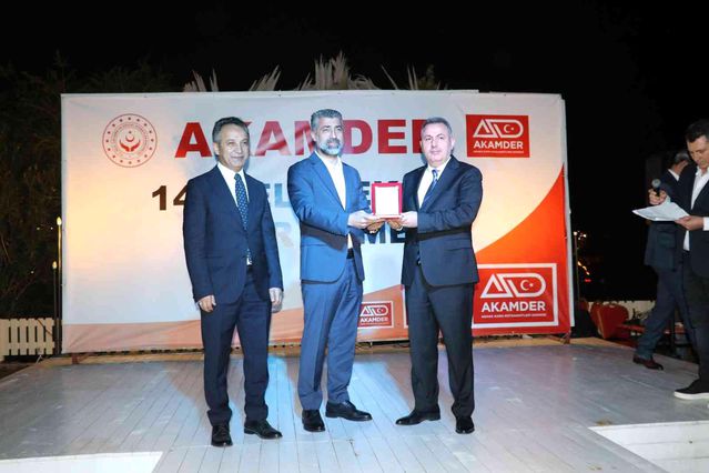 Koruyucu aileler ve çocukları iftarda buluştu