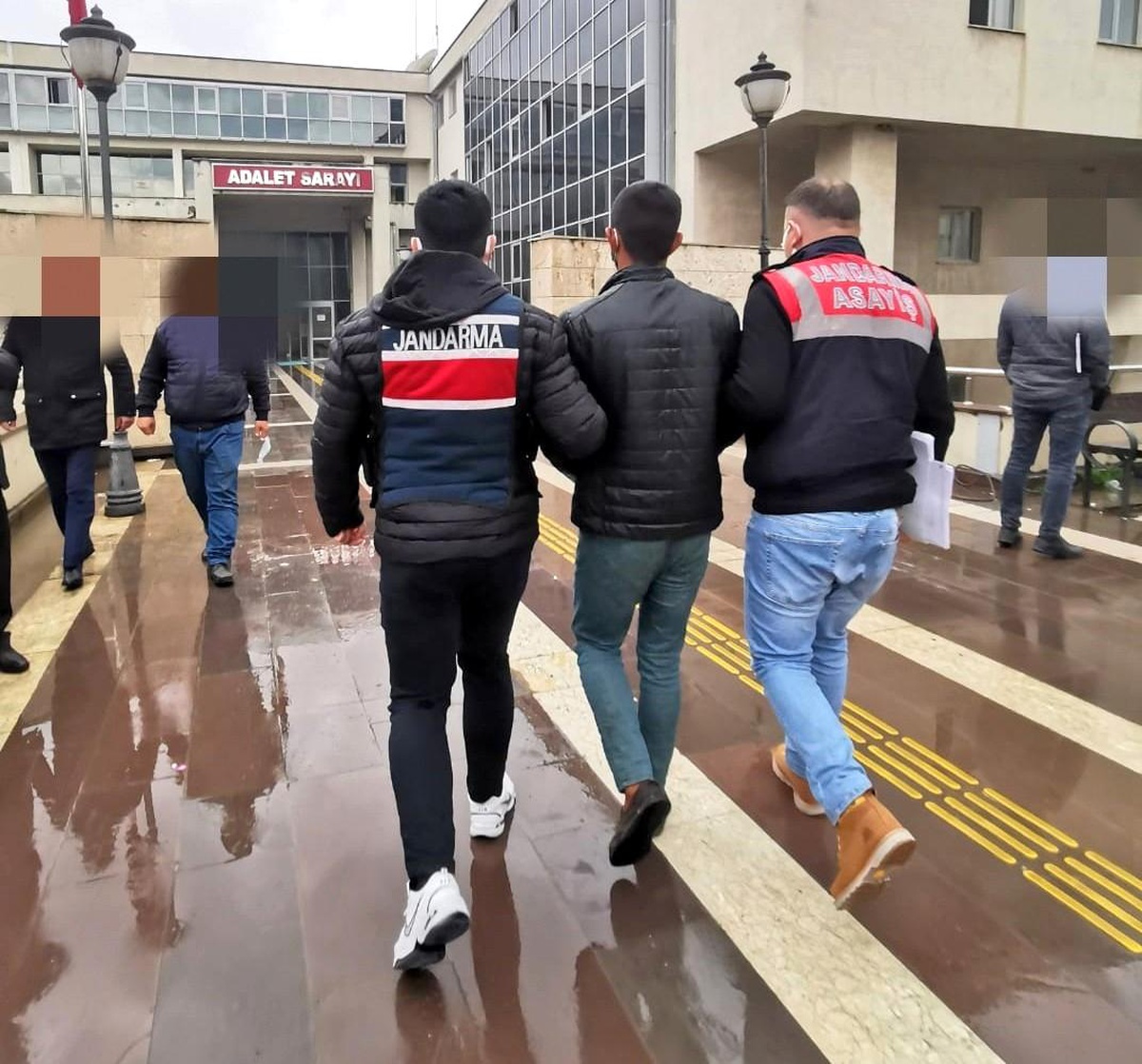 Osmaniye\'de yağma suçundan aranan hükümlü yakalandı
