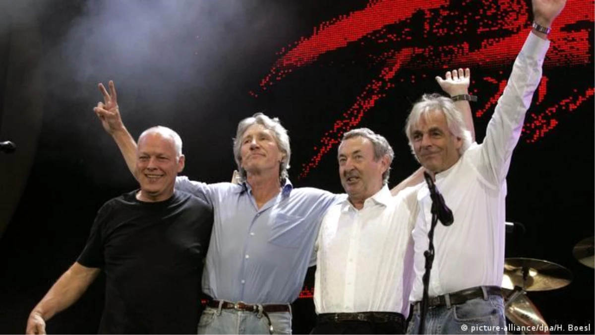 Pink Floyd Ukrayna için yeniden bir arada