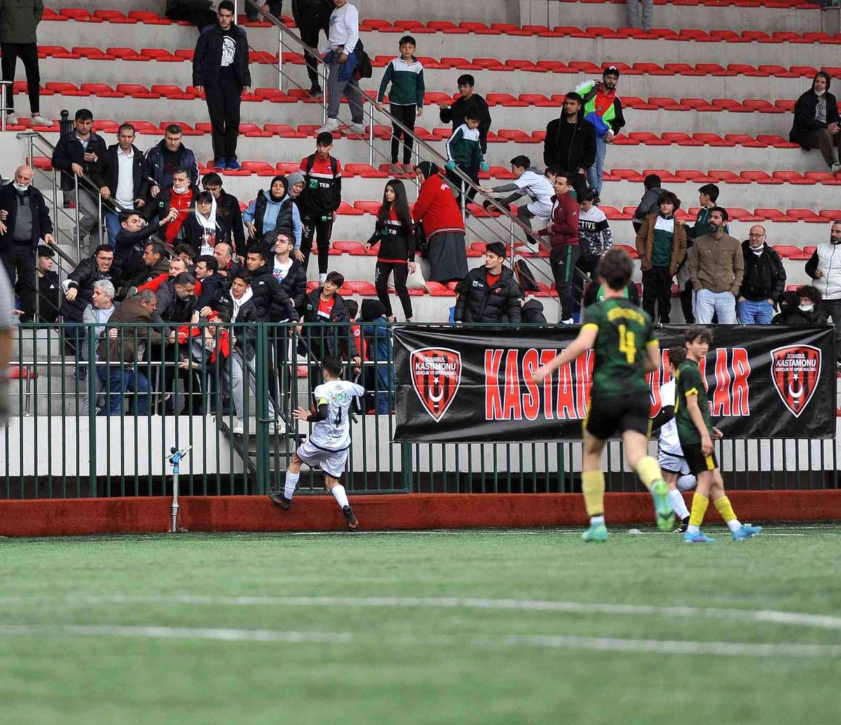 Türkiye Şampiyonası maçında kavga çıktı