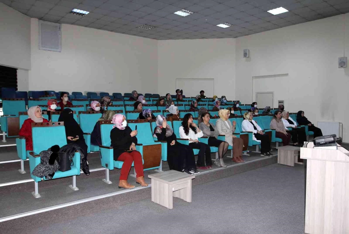 Van'da 'Tütün Bağımlılığı ve Sağlıklı Yaşam' semineri