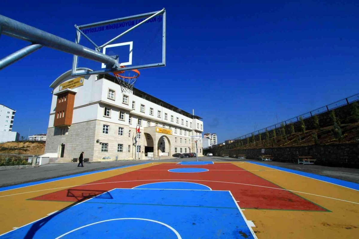 70 okula basketbol sahası yapılacak
