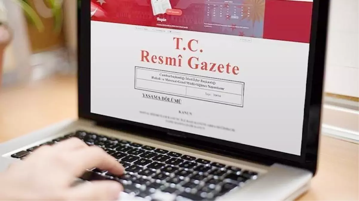 Resmi Gazete\'de yayımlandı! 8 üniversiteye rektör atandı