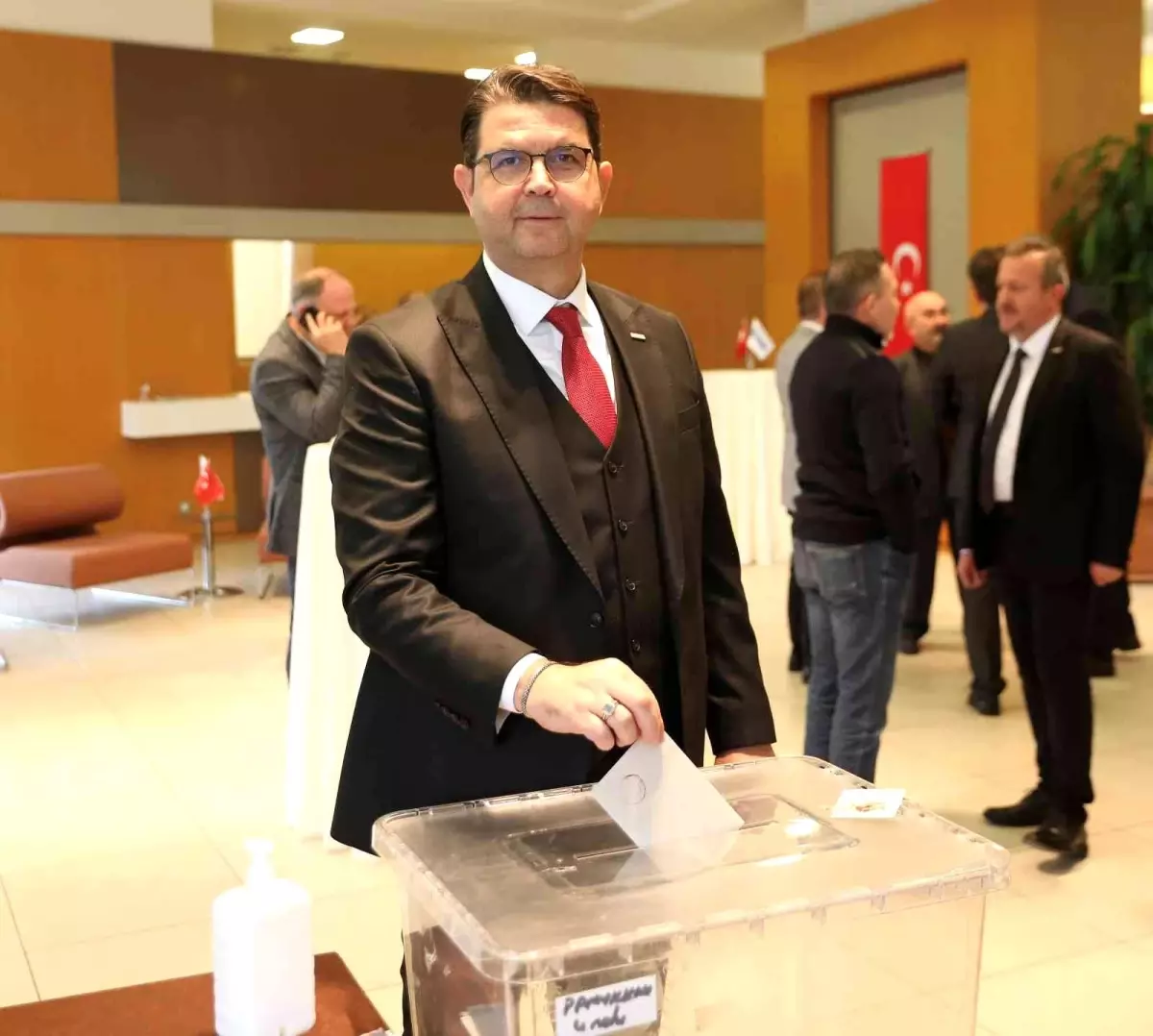 DENİB Başkanı Hüseyin Memişoğlu güven tazeledi