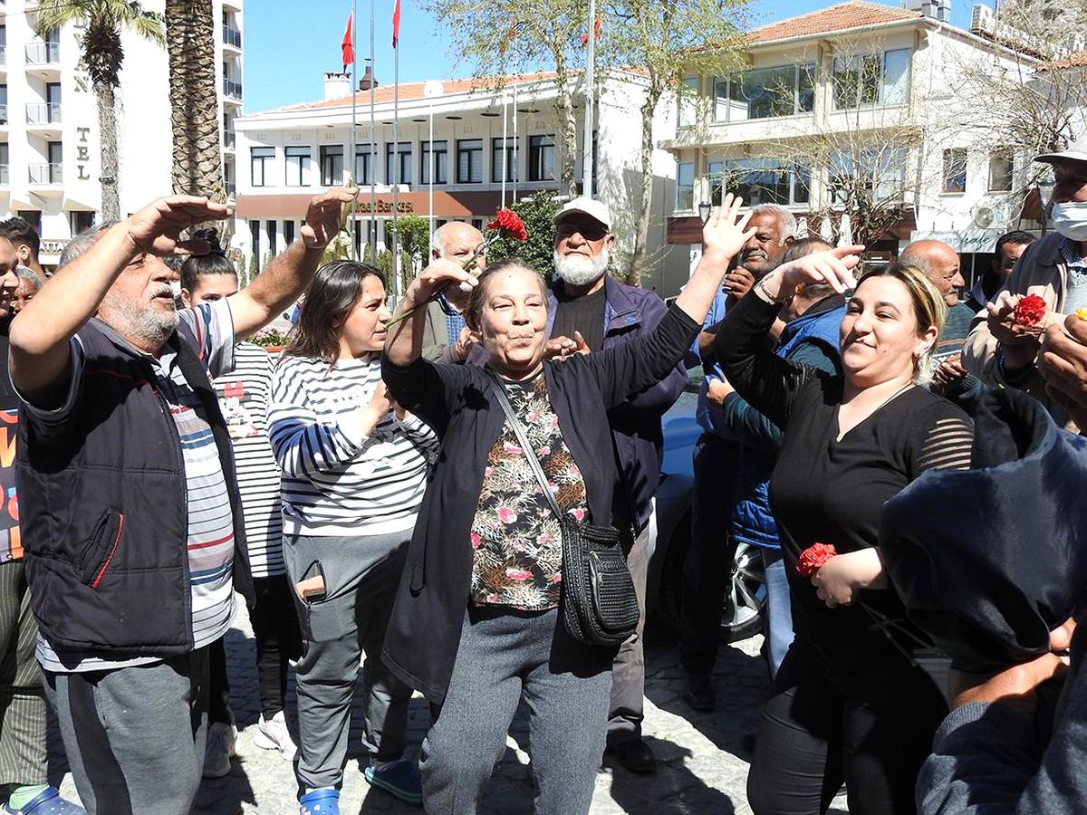 Dünya Romanlar Günü Çeşme\'de kutlandı