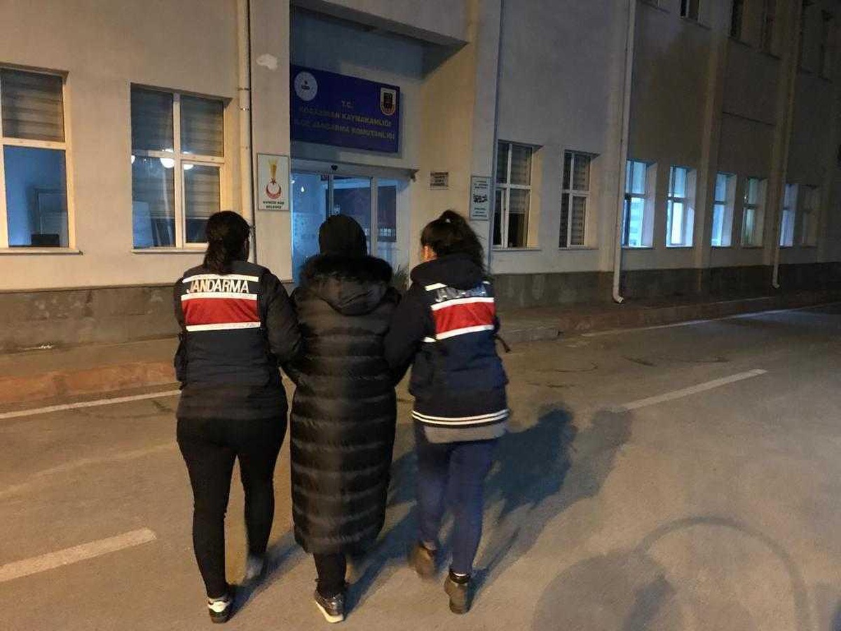 Kayseri\'de FETÖ üyesi oldukları iddiasıyla yakalanan 4 şüpheliden 2\'si tutuklandı