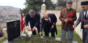 Şehitleri ziyaret edip, dualar ettiler