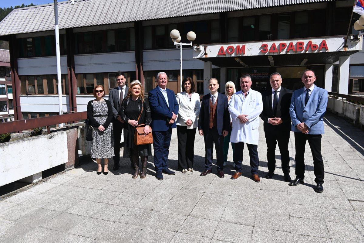 Son Dakika | Türkiye'den Sancak bölgesindeki Priboj Devlet Hastanesine laparoskopi cihazı