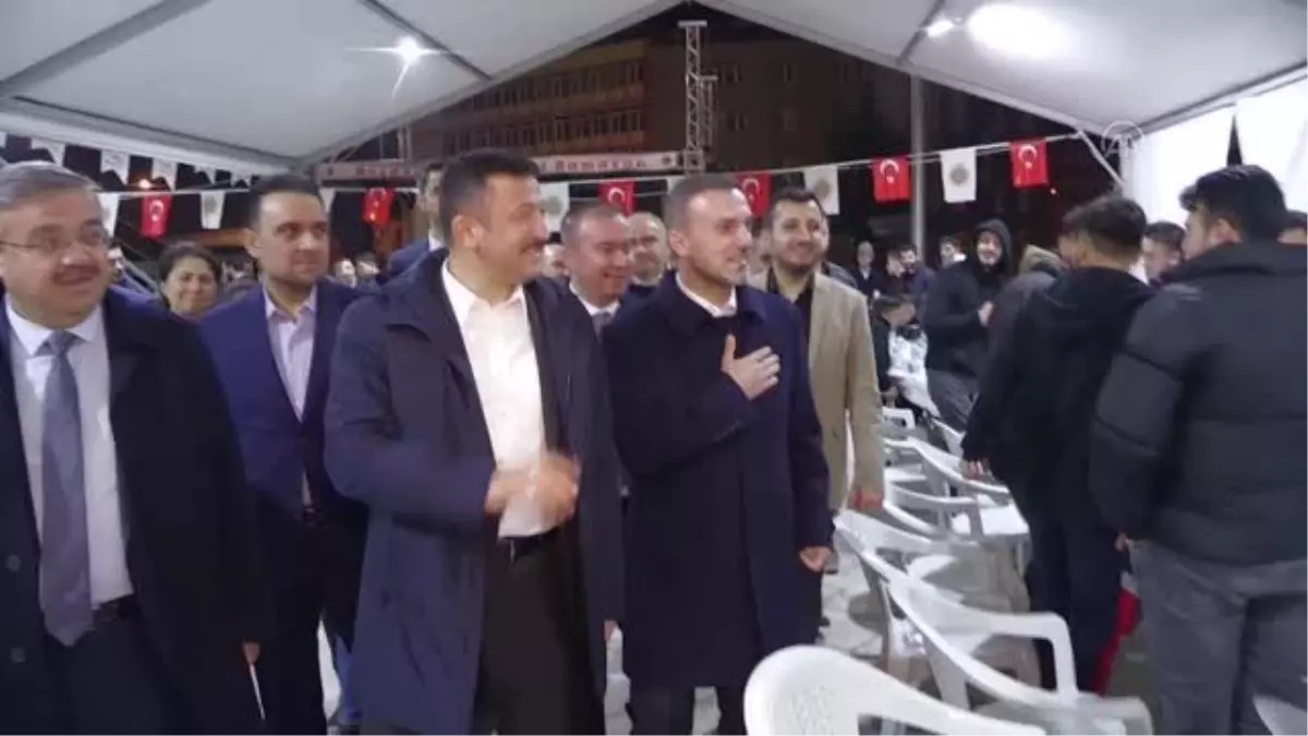 AFYONKARAHİSAR - AK Parti Genel Başkan Yardımcıları Kandemir ile Dağ, Afyonkarahisar\'da sahurda gençlerle buluştu