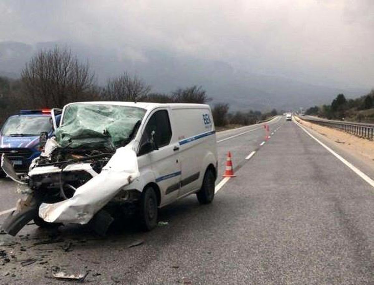 Son dakika... Bilecik\'te trafik kazası: 1 yaralı