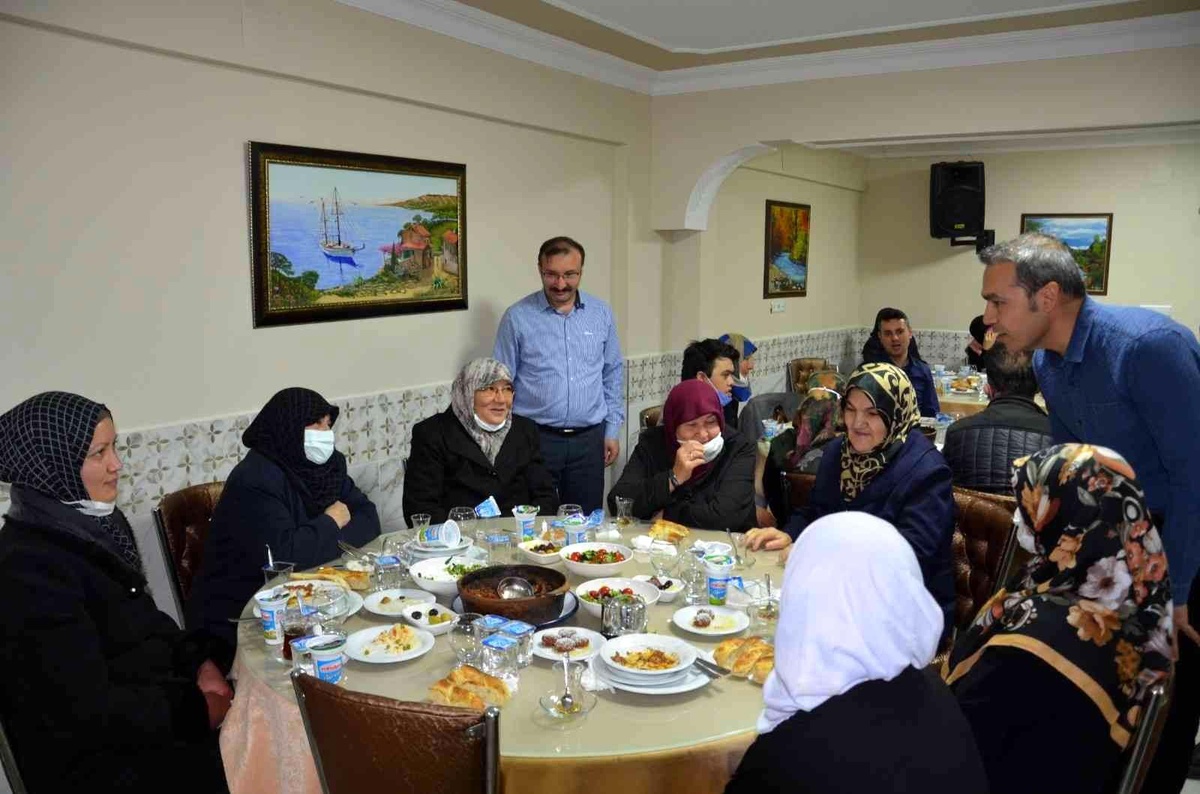 Son dakika haberi... Emet\'te şehit yakınları ve gaziler onuruna iftar yemeği